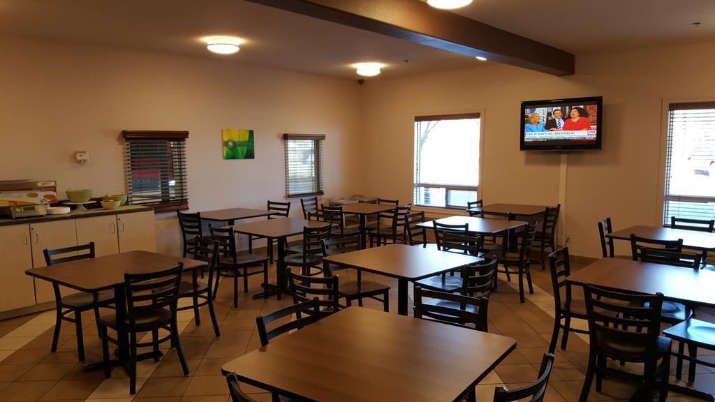 Quality Inn Airport Moncton Luaran gambar