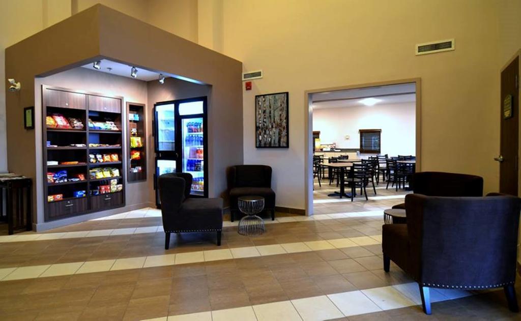 Quality Inn Airport Moncton Luaran gambar
