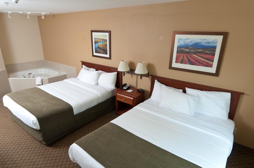 Quality Inn Airport Moncton Luaran gambar
