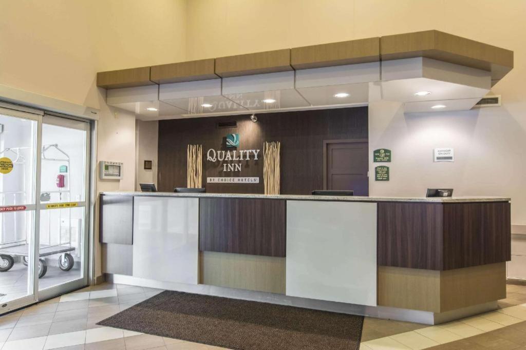 Quality Inn Airport Moncton Luaran gambar